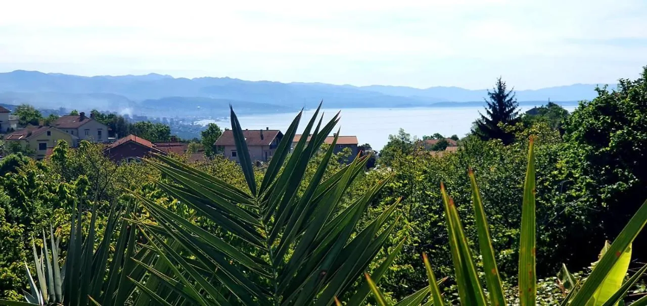 Penthouse Jacuzzi & Pool Apartmants Abbazia