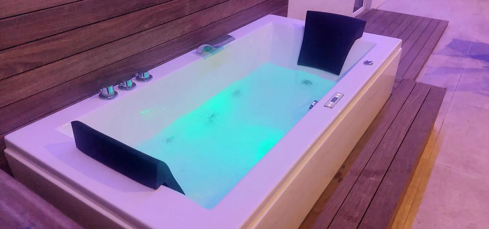 Penthouse Jacuzzi & Pool Apartmants Abbazia