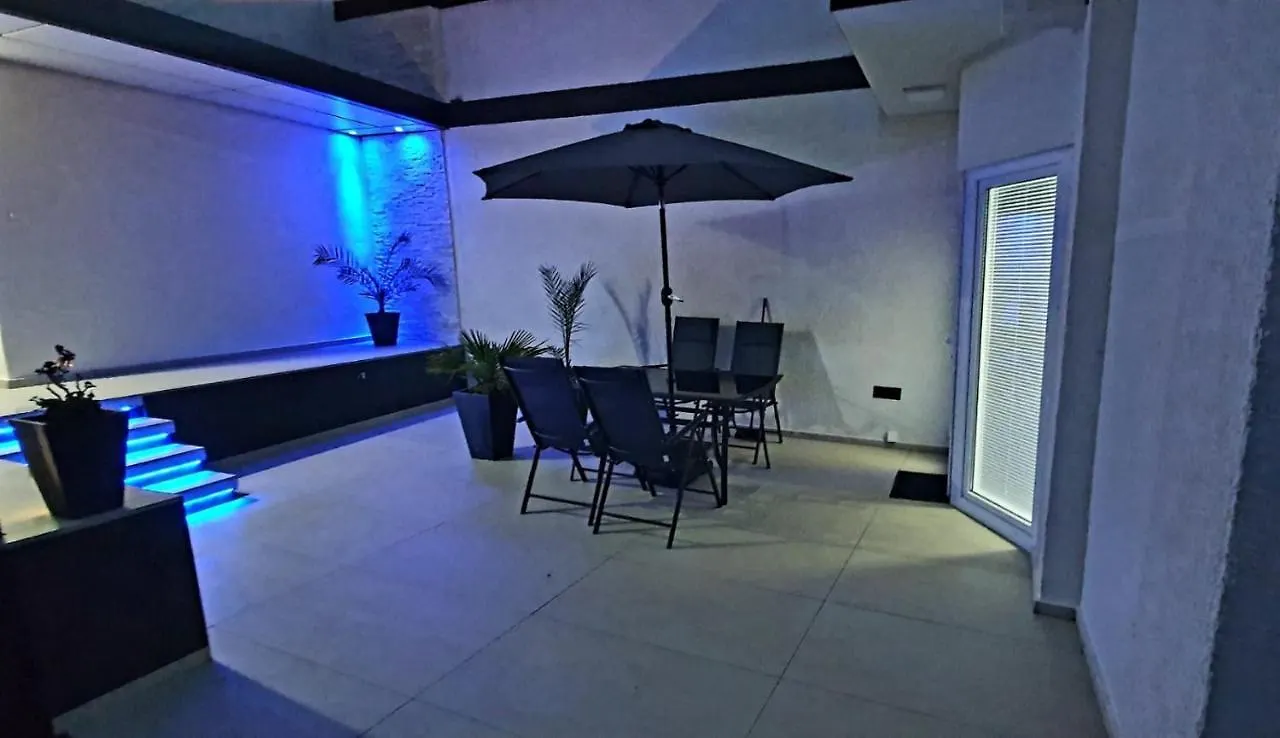 Penthouse Jacuzzi & Pool Apartmants Opatija
