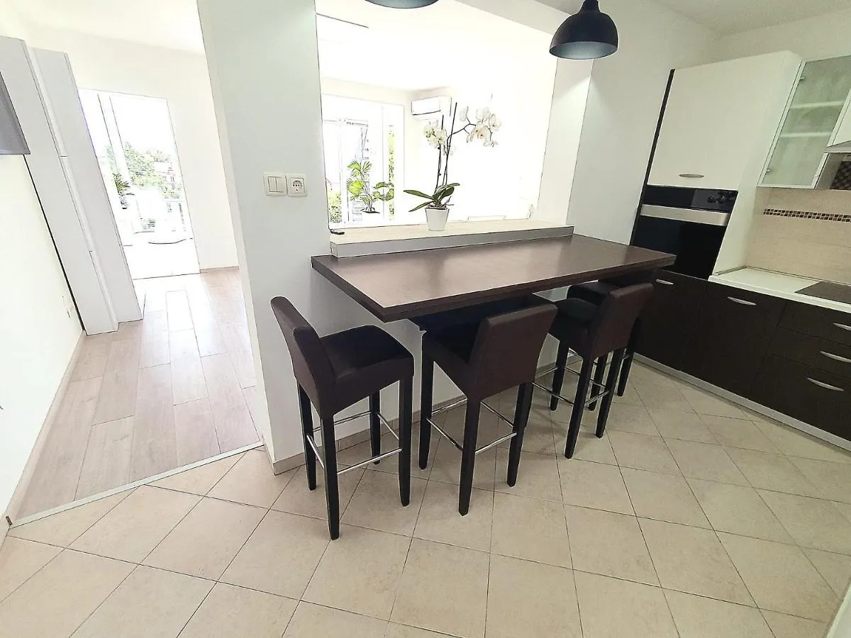 Penthouse Jacuzzi & Pool Apartmants 0*, Opatija Croatia